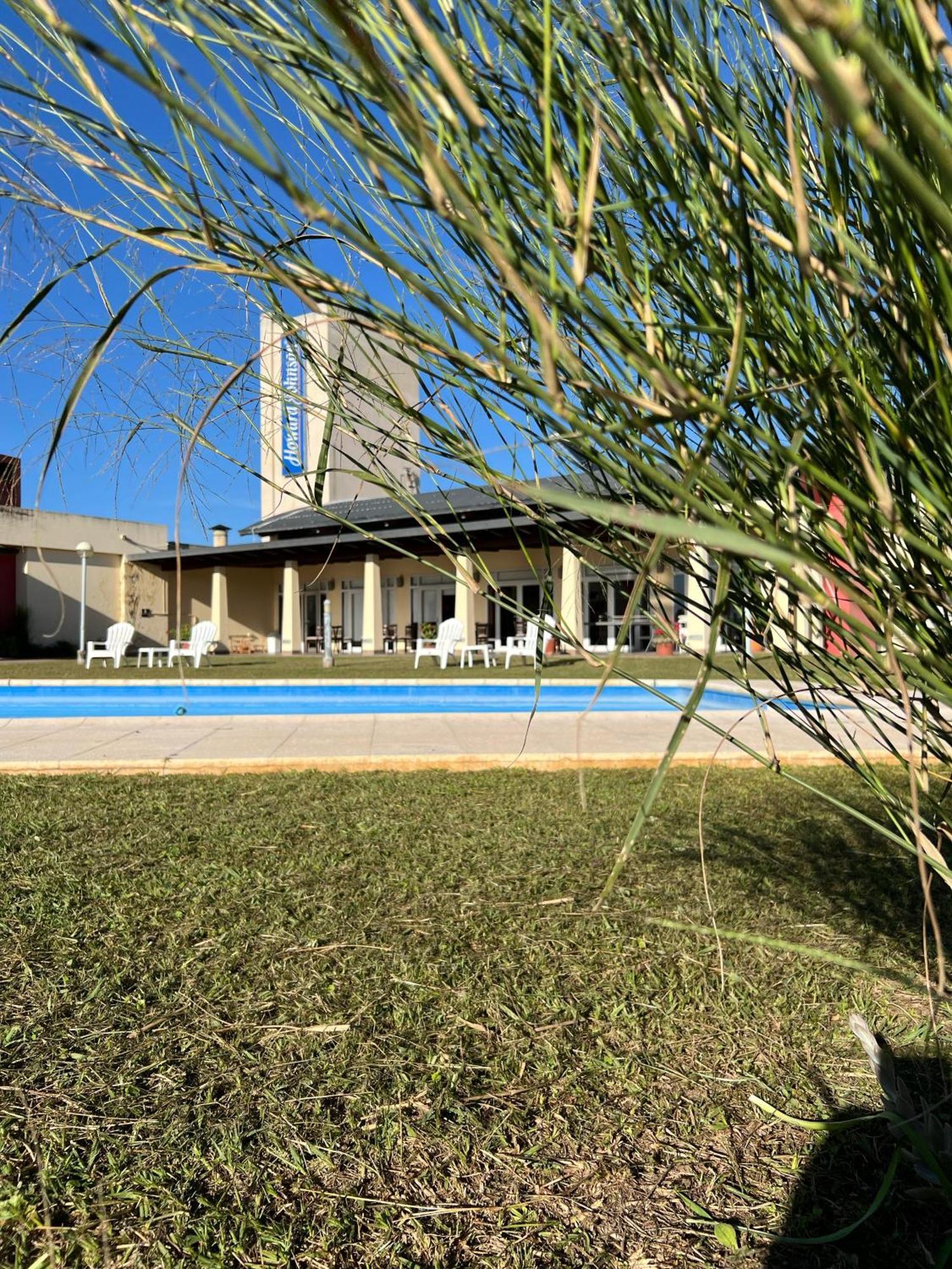 Howard Johnson Inn Rosario De La Frontera Esterno foto